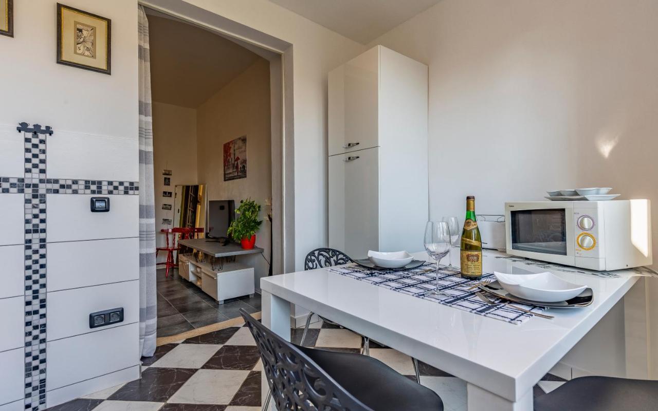 Apartman 39 Pula Exterior foto